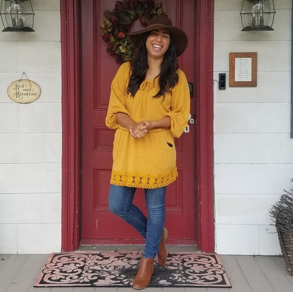 Dresses & Skirts - 2FOR$25| MUSTARD YELLOW CROCHET TUNIC DRESS